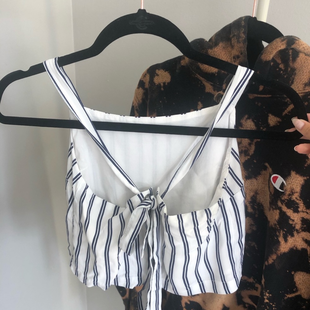pacsun tie back tank top